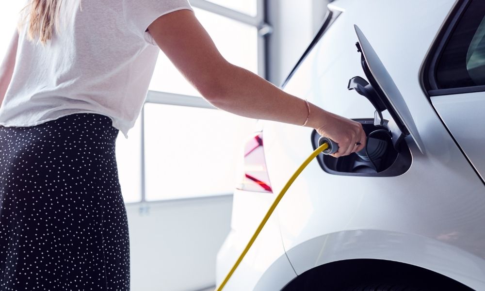 The Advantages of Installing a Home Charging Station for Your Electric Car