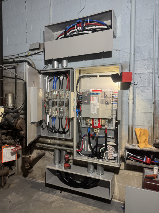 600 Amp 3 Phase 208V Electrical Panel Service